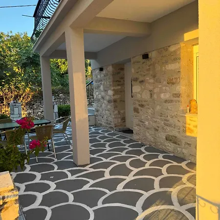 Suli - Ground Floor Appartamento *